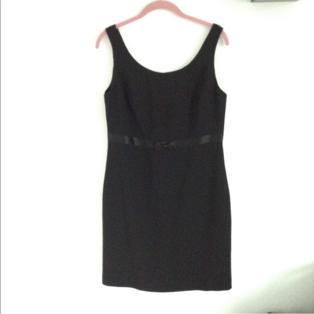 Amanda Smith suits 8 black dress bow detail